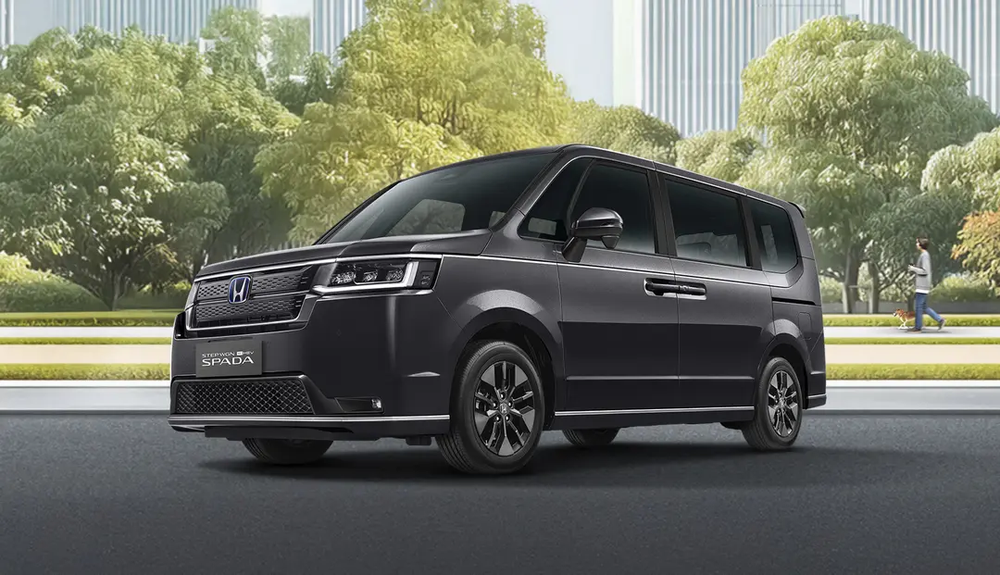 รายละเอียดของ Honda Step WGN e:HEV