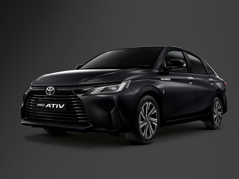 Toyota Yaris Ativ ราคาเท่าไหร่ โฉมไหนน่าซื้อ?