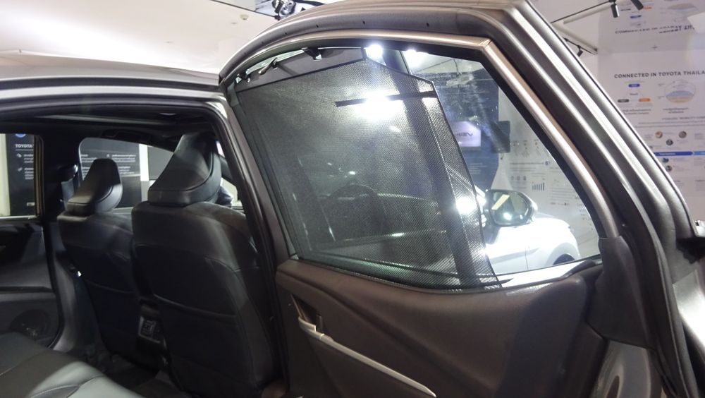 รายละเอียด All-New Toyota Camry รุ่น HEV Premium