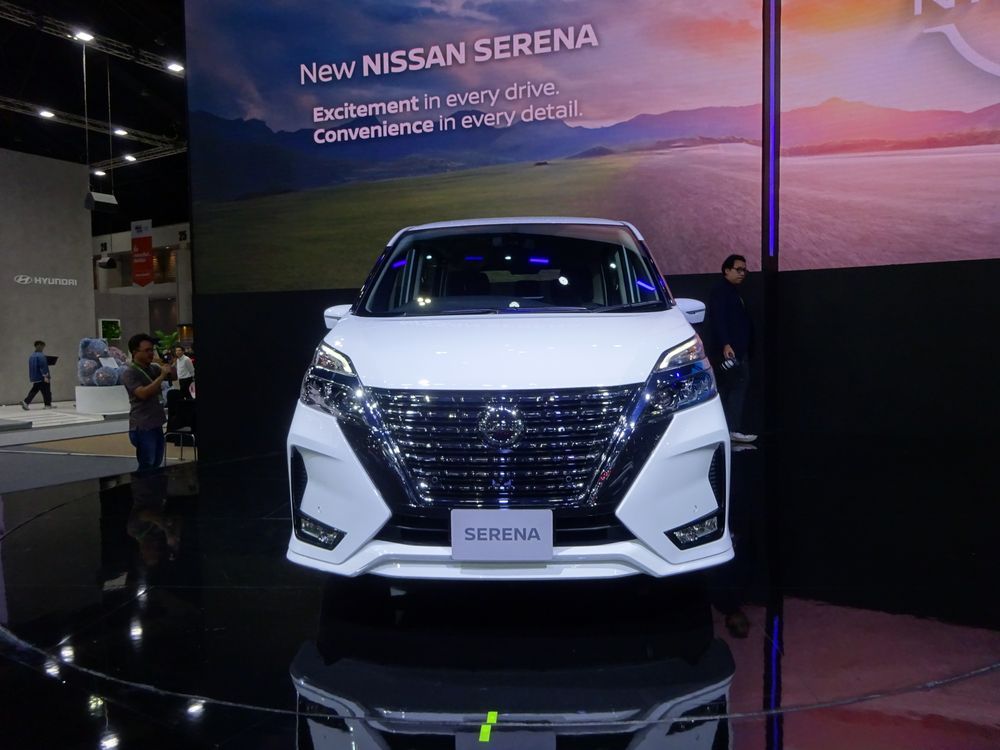 ทำความรู้จักกับ Nissan Serena