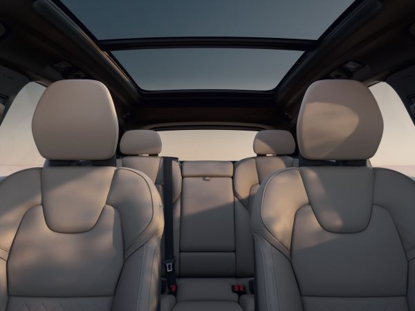 The refreshed Volvo XC60 2026 เบาะโดยสาร