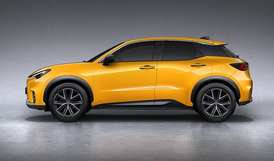 Lexus LBX Bespoke ต่างจาก LBX ปกติยังไง?