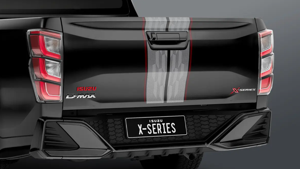 ISUZU X-SERIES SPEED 2024 ด้านท้าย