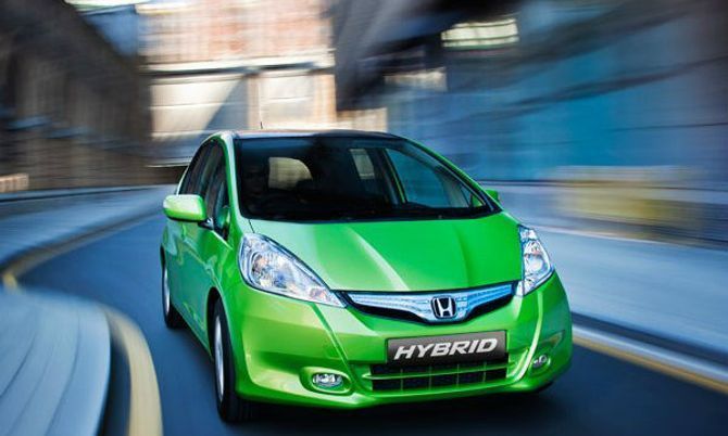 Honda Jazz Hybrid รถ Hatchback ที่วัยรุ่นชอบ