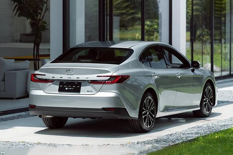 Toyota Camry Gen 8 VS All-New Toyota Camry Gen 9 มีอะไรเปลี่ยนไปบ้าง ...