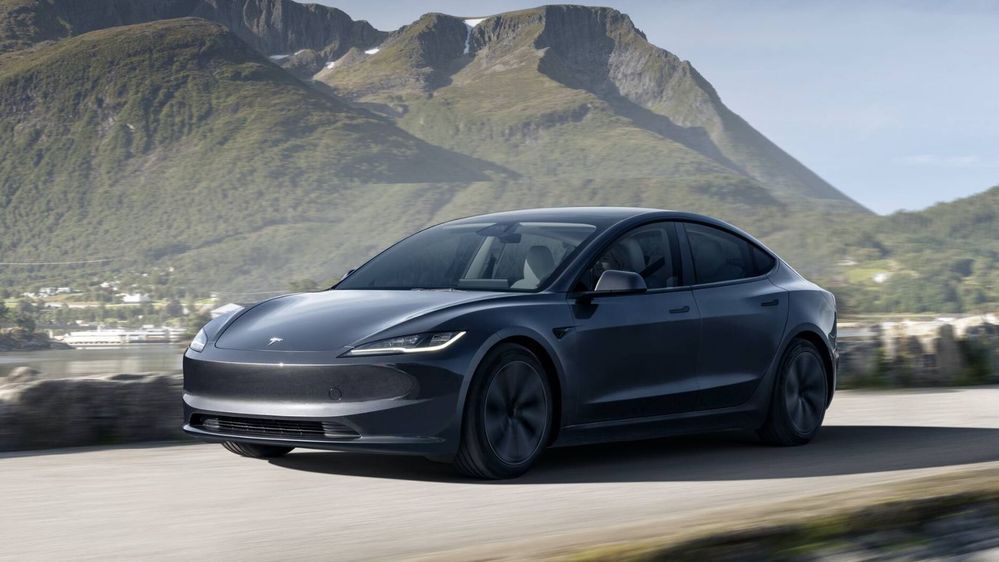 Tesla Model 3 มือสอง