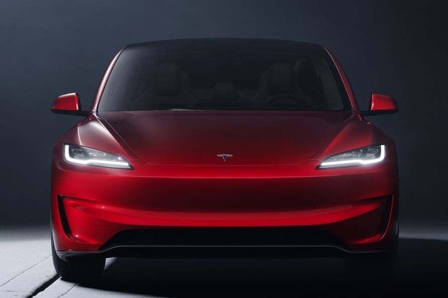 Tesla Model 3 VS Model Y ใครซิ่ง ใครวิ่ง?