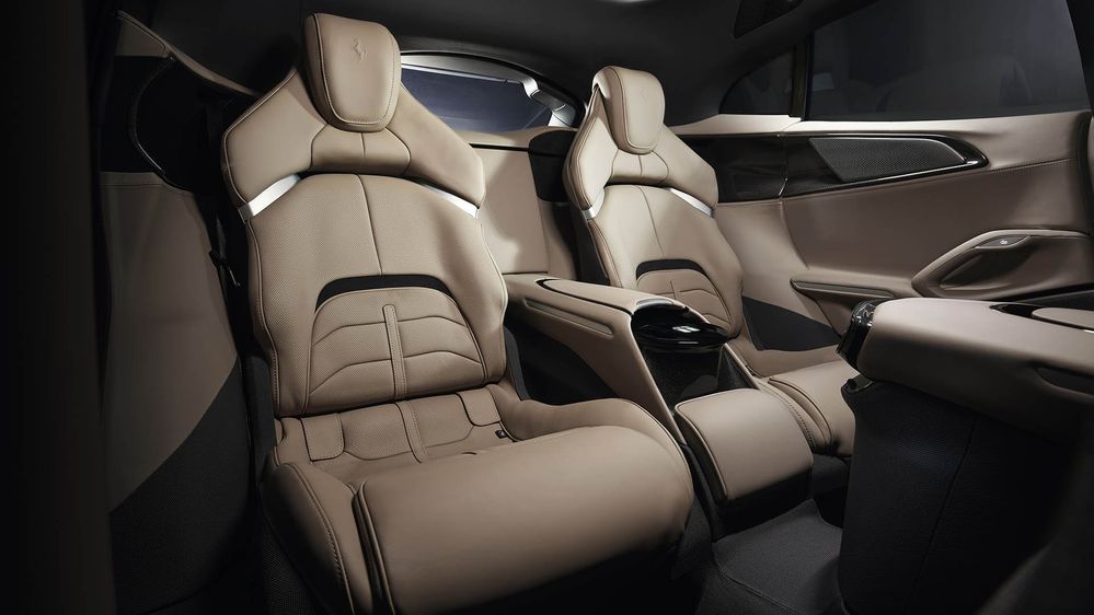 Ferrari Purosangue 2025 รถใหม่ลิซ่า ทำไมไม่เรียกว่า SUV