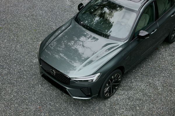 The refreshed Volvo XC60 มุมบน