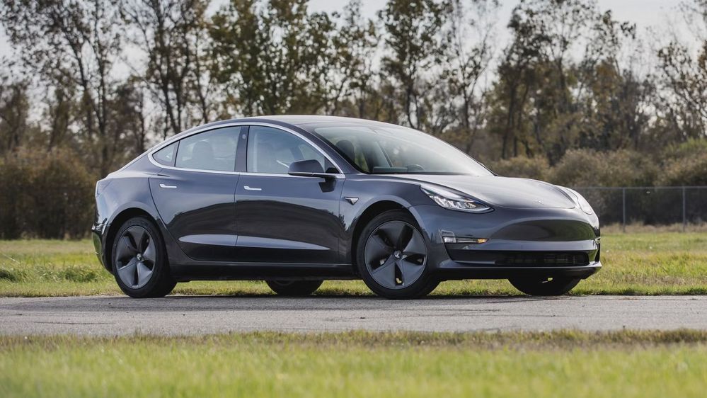 Tesla Model 3 มือสอง โฉมก่อนปี 2023