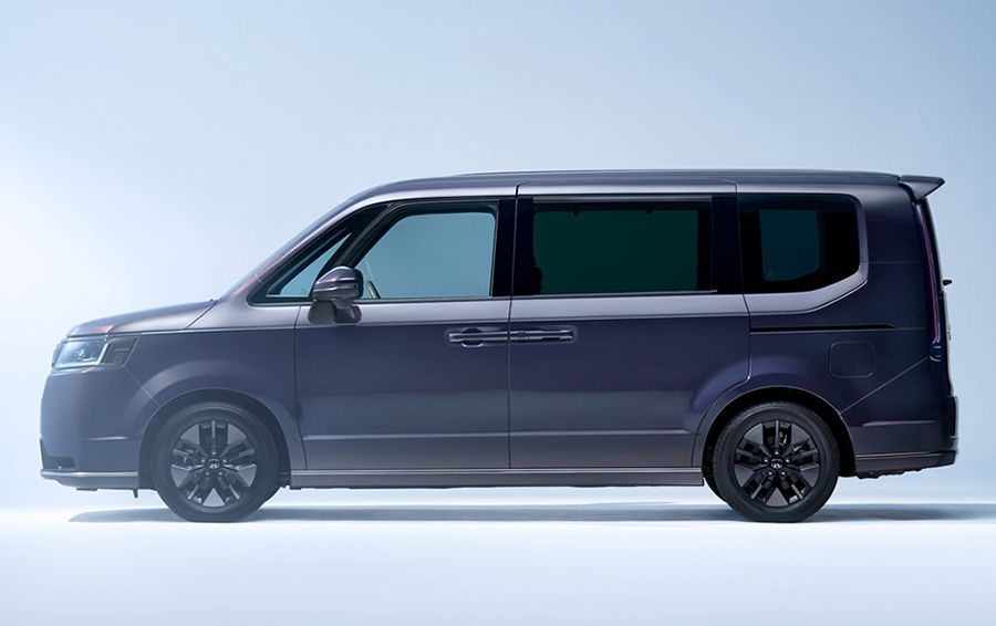 มิติตัวถังของ Honda Step WGN e:HEV