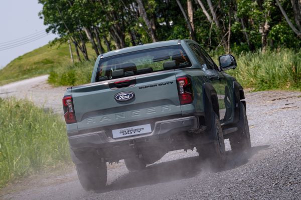 Ranger SUPER DUTY 2026 ด้านท้าย