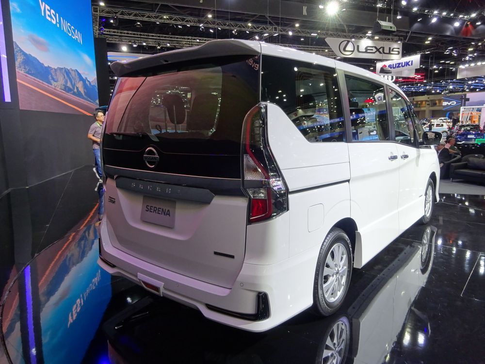 ทำความรู้จักกับ Nissan Serena