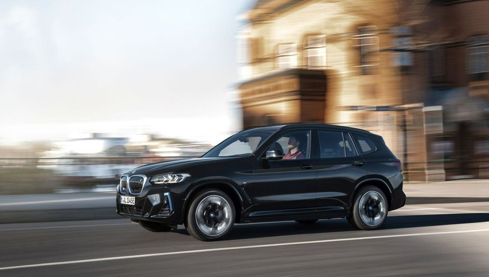 รายละเอียด BMW iX3 (G08)