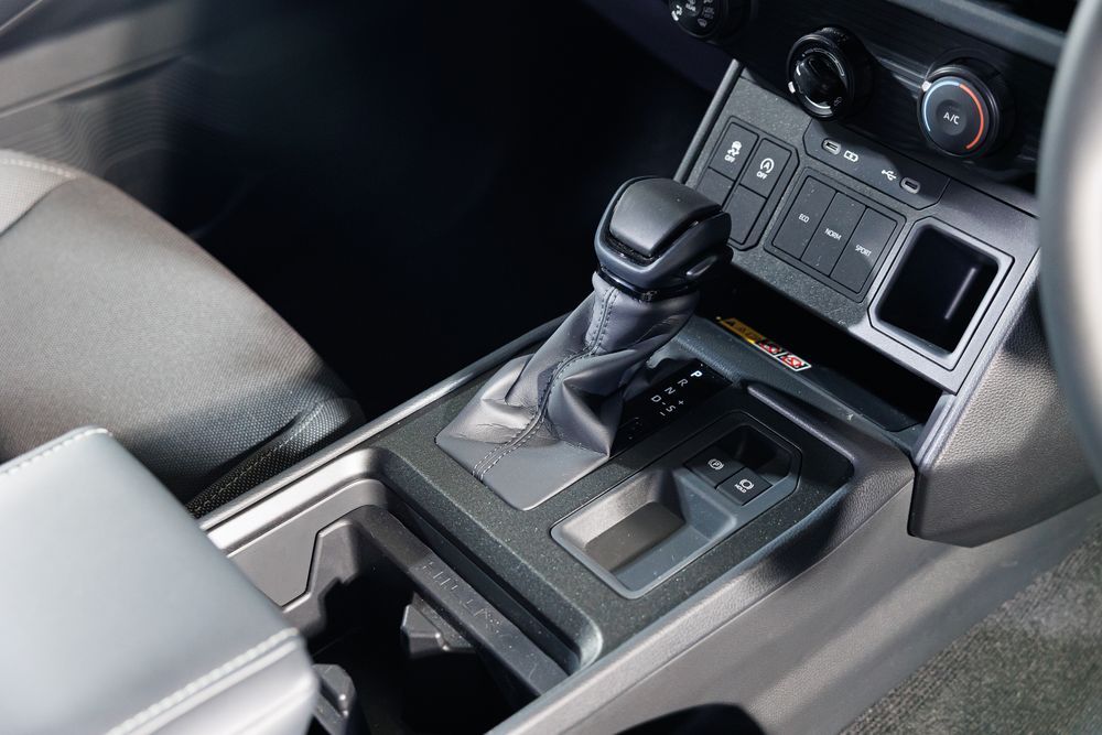 รายละเอียด Toyota Hilux Travo Smart Cab (ตัวยกสูง)