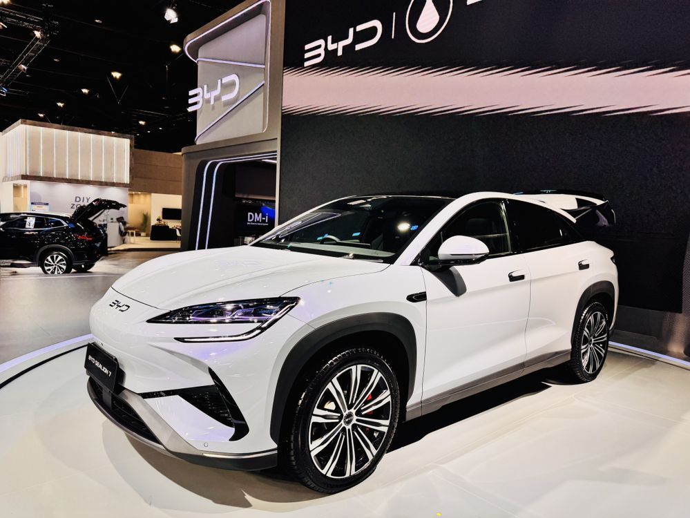 BYD SEALION 7