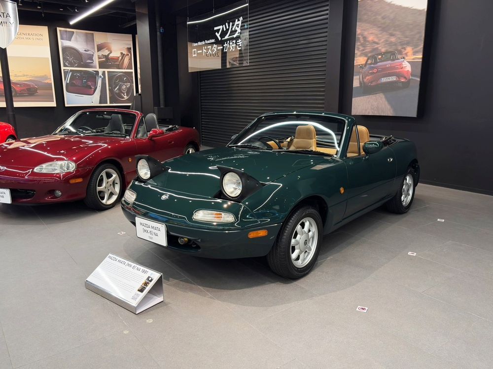 Mazda MX-5 เจน1