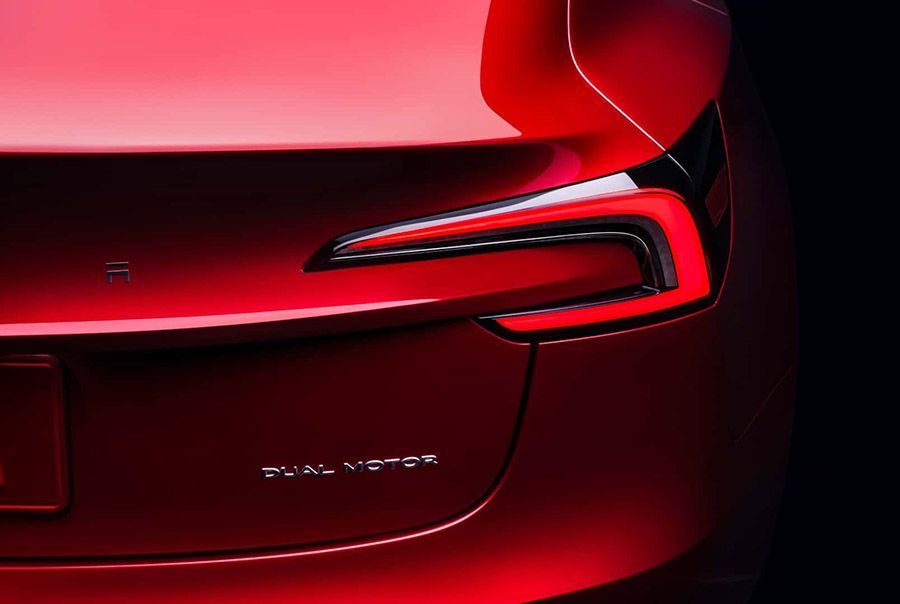 Model Y กับ Model 3 ราคาเท่านี้ ซื้อรุ่นไหนดี?