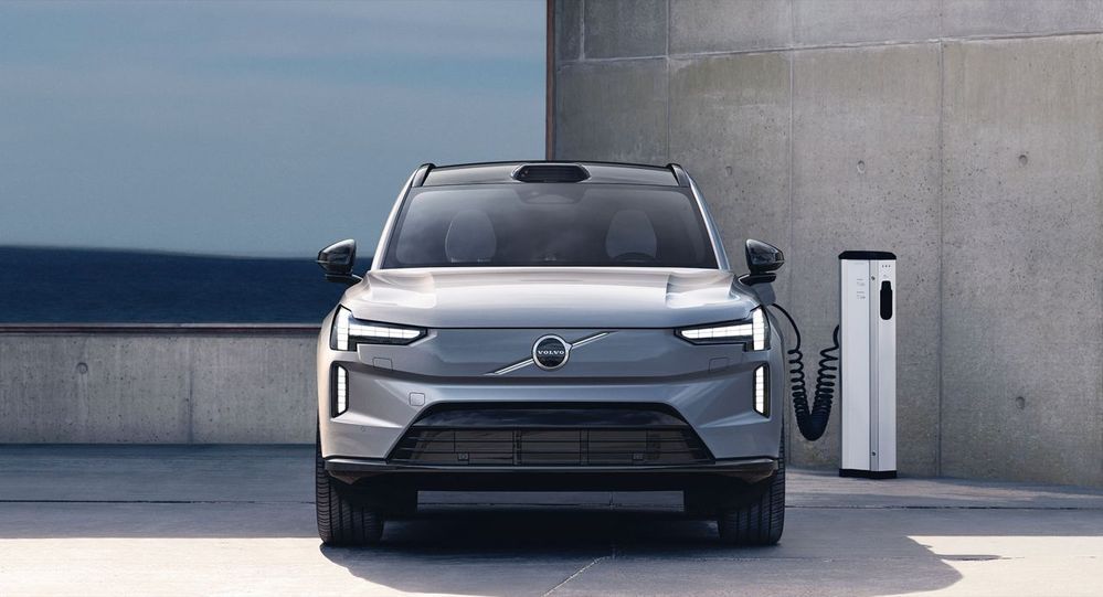 ทำความรู้จักกับ Volvo EX90