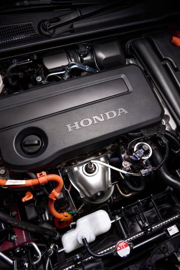 Honda Civic eHEV RS 2026 ขุมพลัง