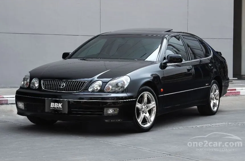 ทำความรู้จักกับ Toyota Aristo V300
