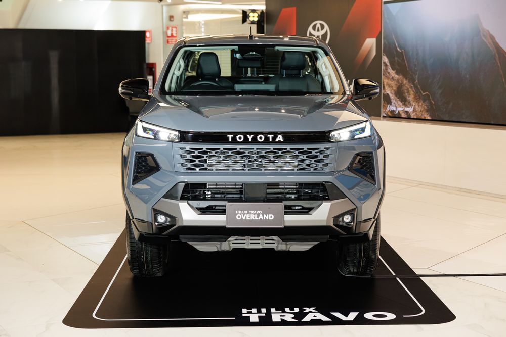 รายละเอียด Toyota Hilux Travo Double Cab OVERLAND