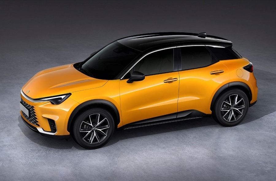 Lexus LBX Bespoke ต่างจาก LBX ปกติยังไง?