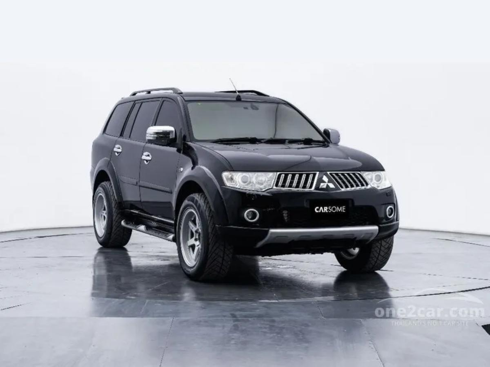 รถ SUV Mitsubishi Pajero Sport รุ่นไหนดี