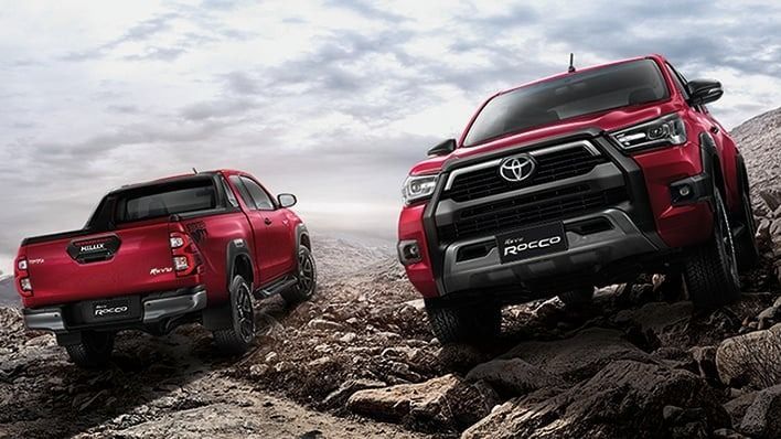  Toyota Hilux Revo 