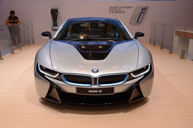 BMW i8 plug-in hybrid diluncurkan di GIIAS 2016