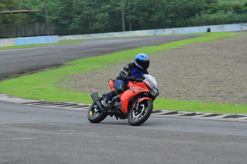 Test Ride Suzuki GSX-R150