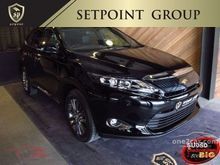 2017 Toyota Harrier (ปี 14-17) PREMIUM 2.0 AT Wagon