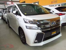 2017 Toyota Vellfire (ปี 15-18) E-Four Hybrid 2.5 AT Van