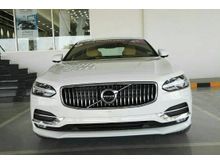 2017 Volvo S90 D4 2.0 AT Sedan