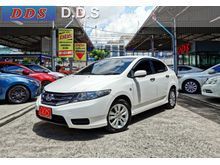 2013 Honda City 1.5 (ปี 08-14) V i-VTEC Sedan AT