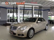 2010 Mercedes-Benz E200 CGI BlueEFFICIENCY W212 (ปี 10-16) Elegance 1.8 AT Sedan