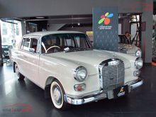 1967 Mercedes-Benz 200 W110 (ปี 61-68) Classic 2.0 AT Sedan