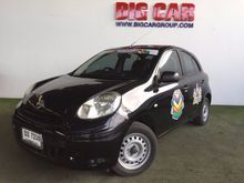 2010 Nissan March (ปี 10-16) S 1.2 MT Hatchback
