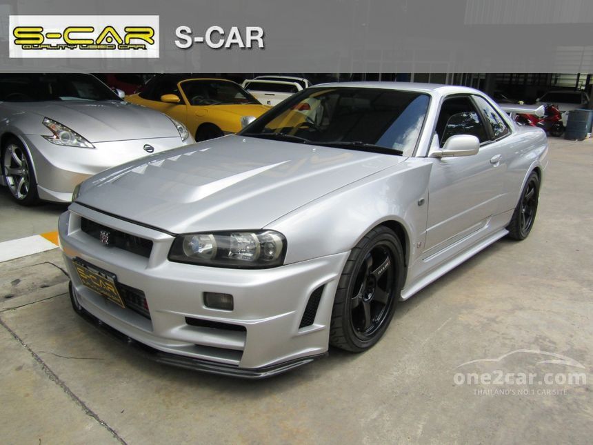 2011 nissan skyline