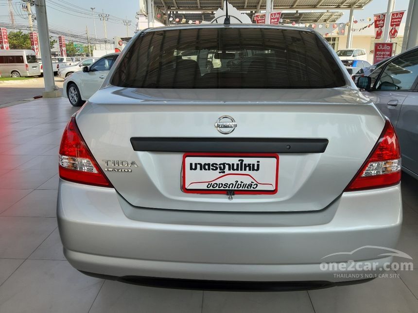 Nissan Tiida 2009 (ปี 06-12) B Latio 1.6 เกียร์อัตโนมัติ สีเงิน ...