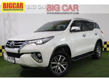 2015 Toyota Fortuner 2.8 (ปี 15-18) V 4WD Wagon AT