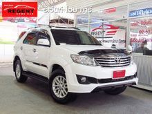 2013 Toyota Fortuner 2.7 (ปี 12-15) V SUV AT