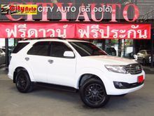 2014 Toyota Fortuner (ปี 12-15) V 2.7 AT SUV