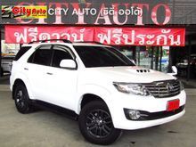2015 Toyota Fortuner (ปี 12-15) V 2.5 AT SUV