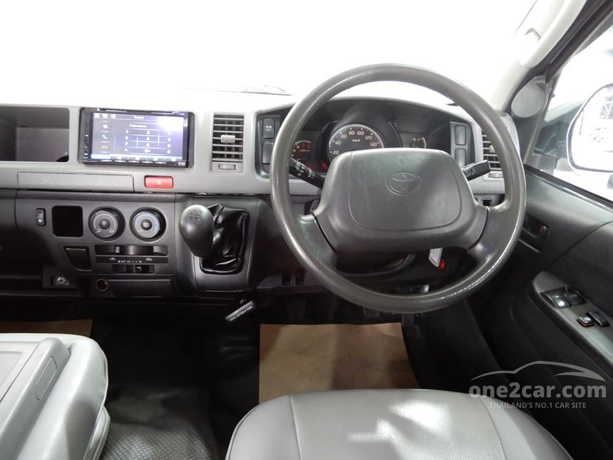 Toyota Hiace 2006 D4D 2.5 in กรุงเทพและปริมณฑล Manual Van สีเทา for ...