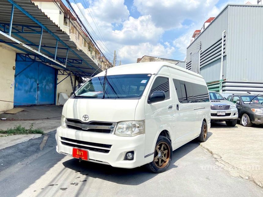 Toyota hiace 2012