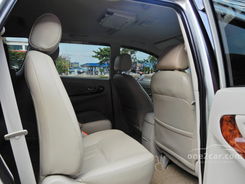 Toyota Innova 2012 V 2.0 in กรุงเทพและปริมณฑล Automatic Wagon สีเทา for ...